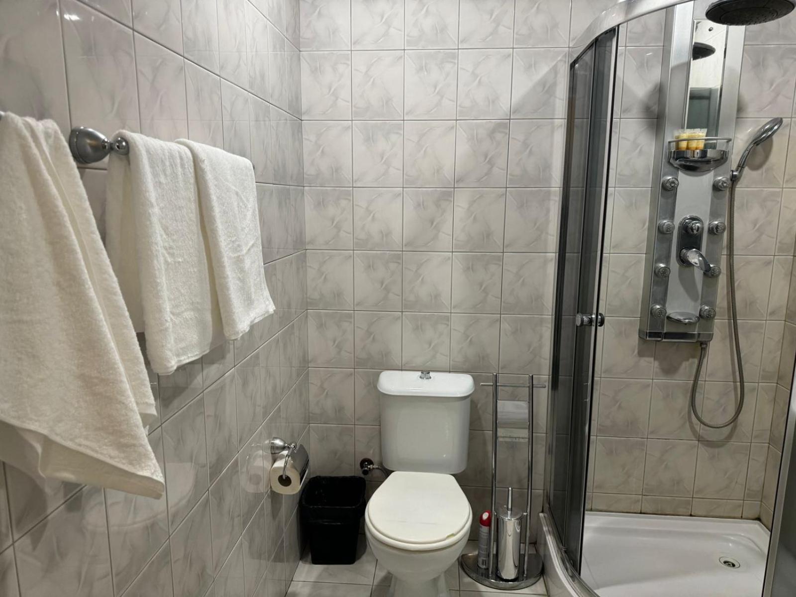 Lalaner Hotel Sisian Ruang foto