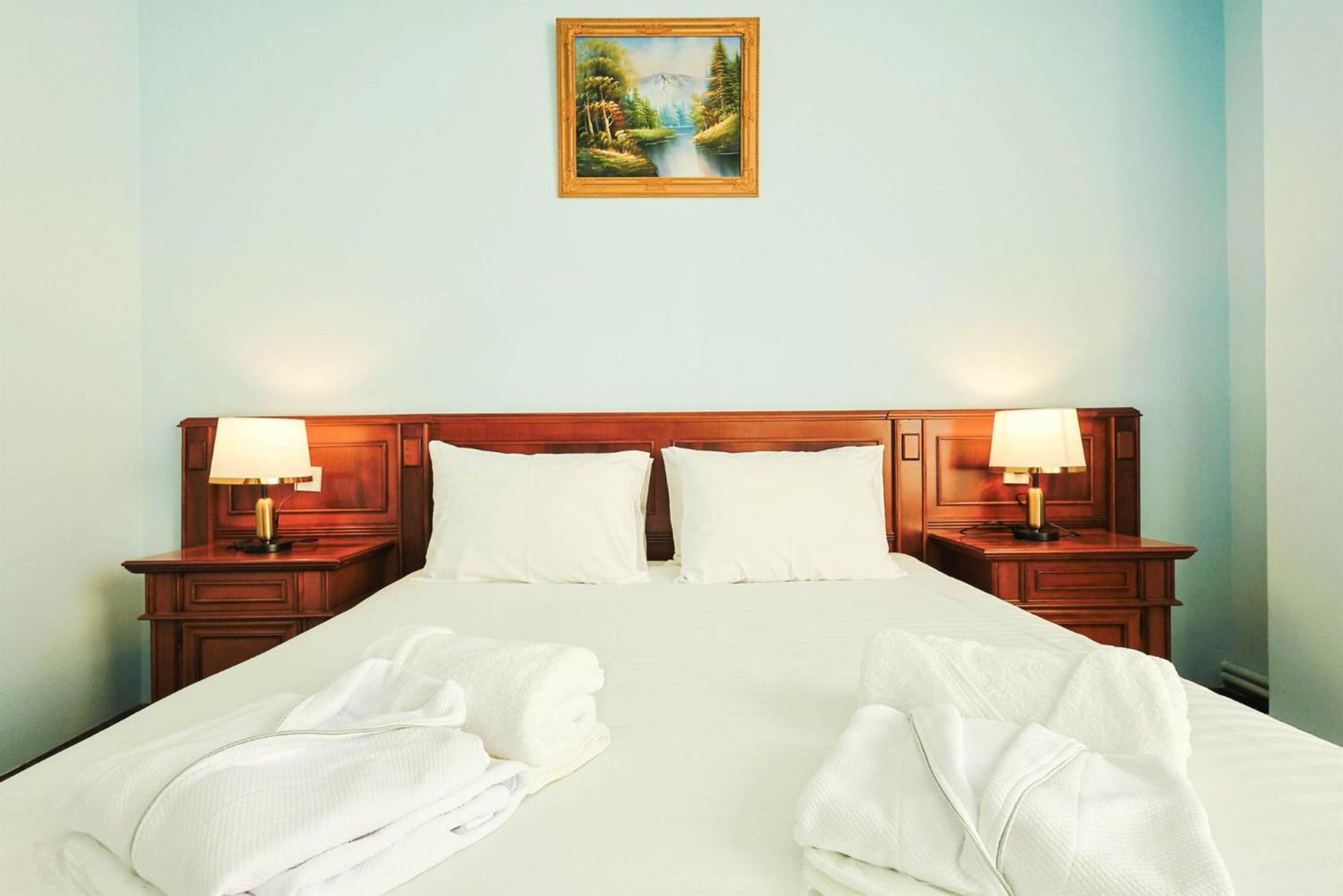 Lalaner Hotel Sisian Bagian luar foto