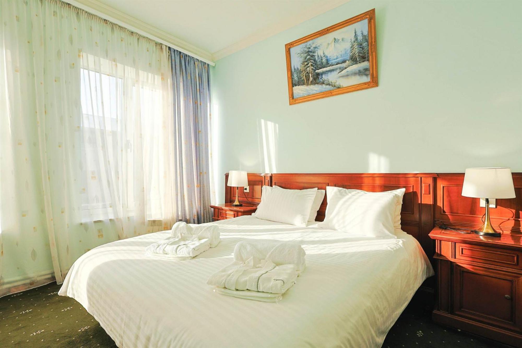 Lalaner Hotel Sisian Bagian luar foto