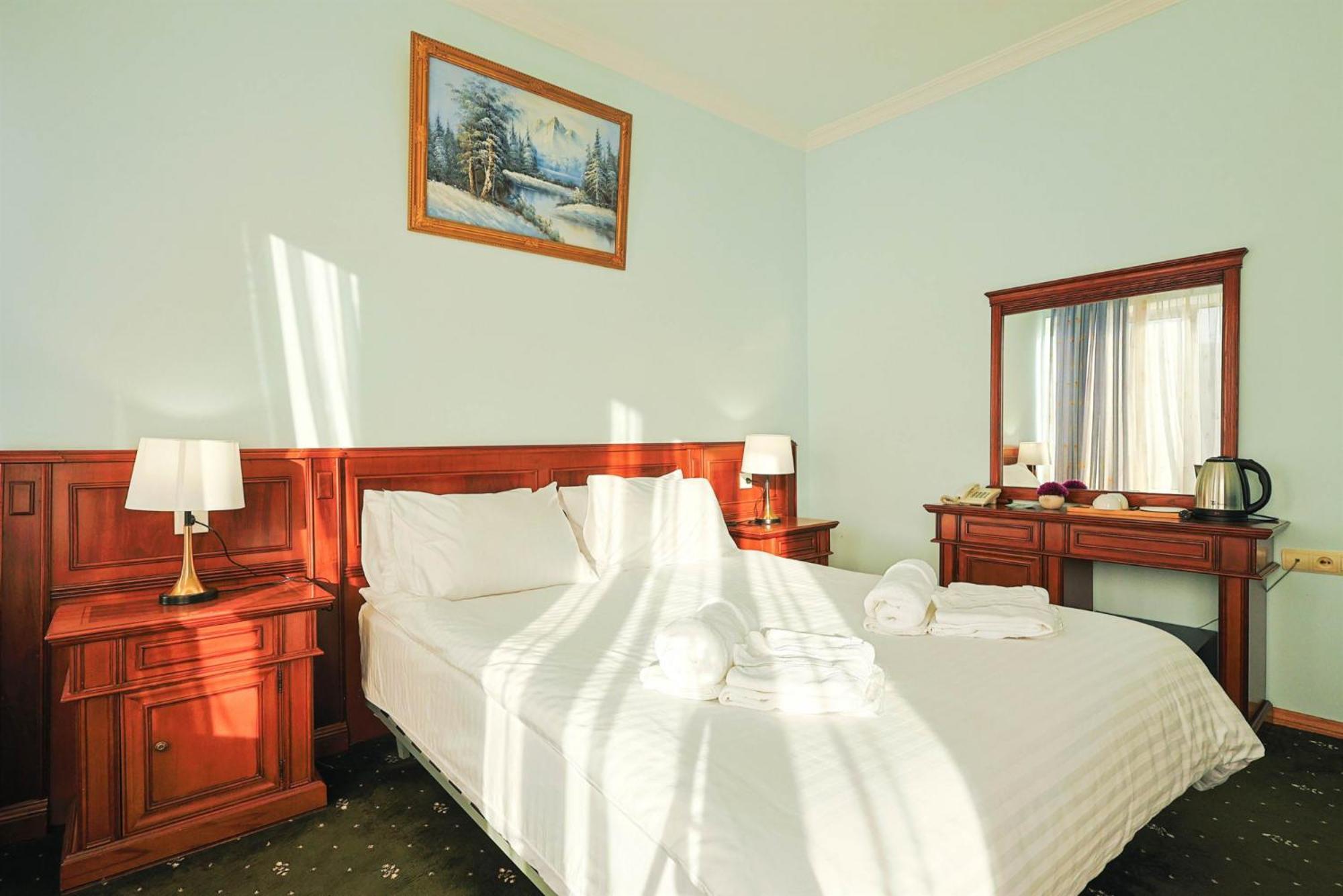 Lalaner Hotel Sisian Bagian luar foto