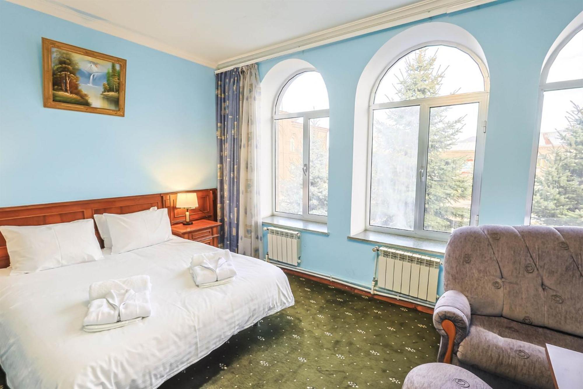 Lalaner Hotel Sisian Bagian luar foto